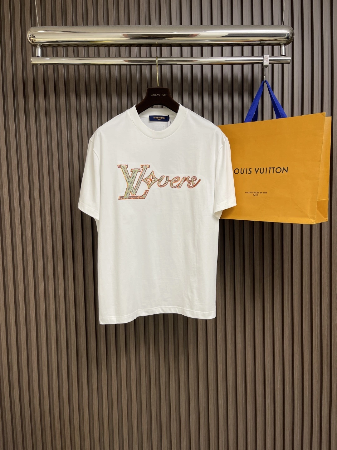 wg.luxury- 8V 2025ss logo 2Colour item:E-F026E1016-2
